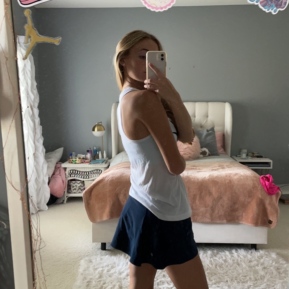 Nike Tank Top - Picture 5 of 5
